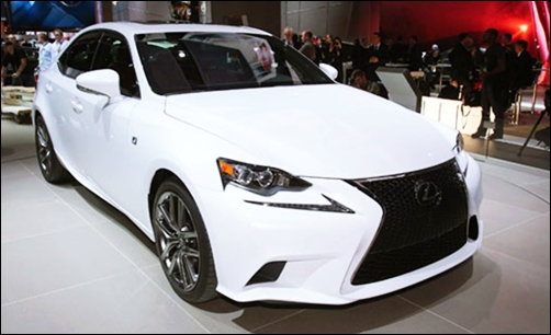 2017 Lexus IS 250 Price and Review