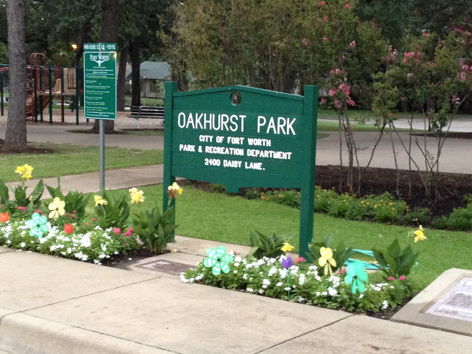 Oakhurst Neighborhood Association, Fort Worth, Texas 10/14 "PETS of