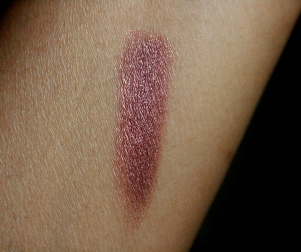 Maybelline Color Tattoo Cream Eye Shadow in Pomegranate Punk Swatch