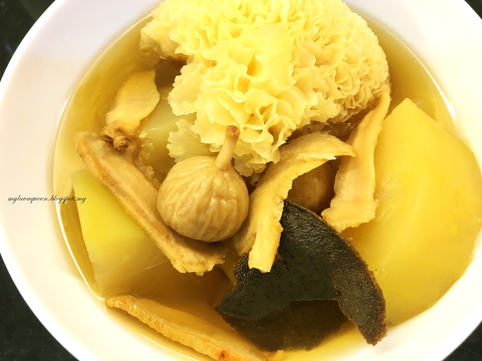 AMERICAN GINSENG SOUP WITH PAPAYA Lava Queen