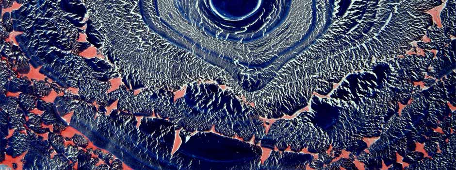 KUFER z artystycznym rękodziełem : kwietnia 2016