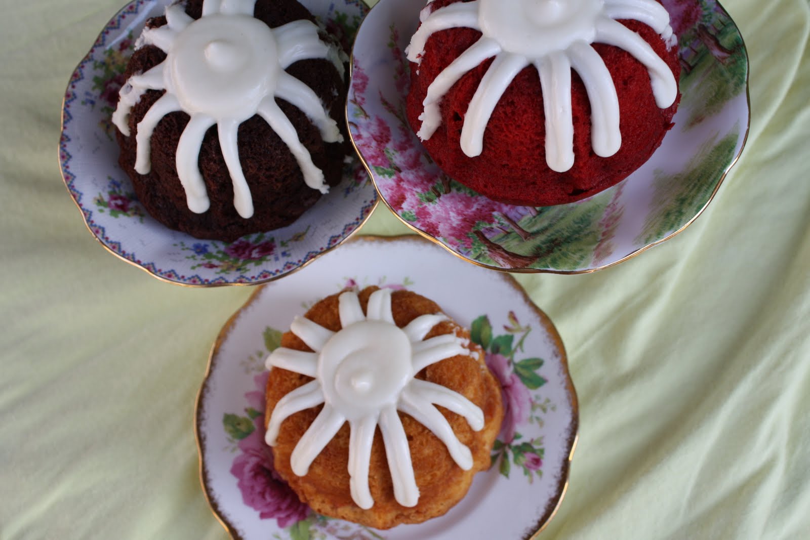 Life as a Ledogar Nothing bundt Cakes
