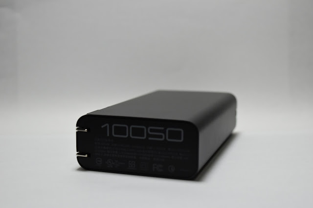 內建變壓器與線材又支援快充的 ZenPower Combo行動電源 開箱實測