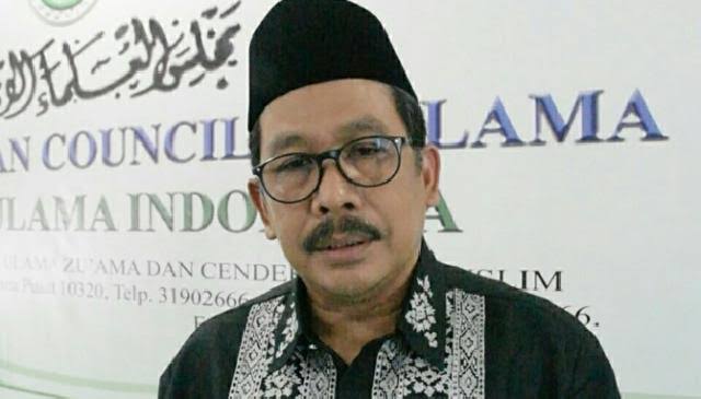 MUI Puji Polri Bubarkan Acara LGBT di Bali MUI Puji Polri Bubarkan Acara LGBT di Bali