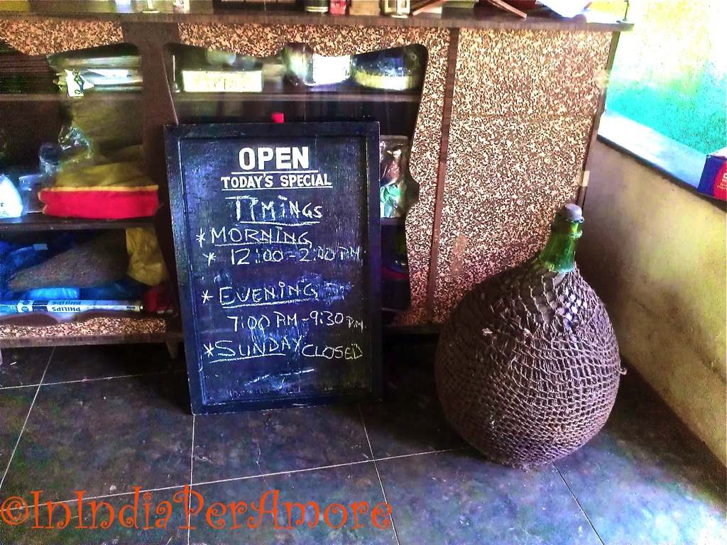 In India Per Amore BEST BEEF BURGERS IN GOA? VISIT SALT N PEPPER