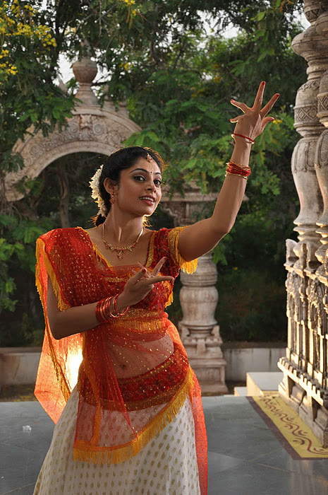 Indian Movie Updates Telugu Hindi Tamil Movie Hot And Spicy Galleries Wallpapers Cinema Videos