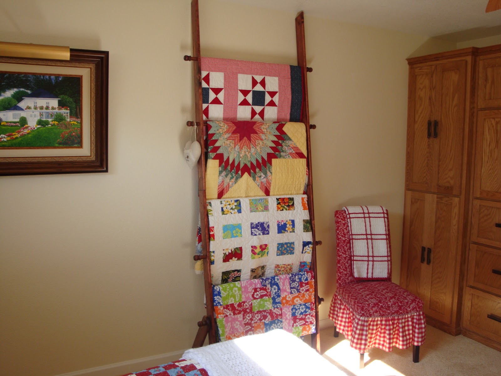 Shed Plans Free Online Woodworking Plans Hanging Quilt Rack Wooden Plans