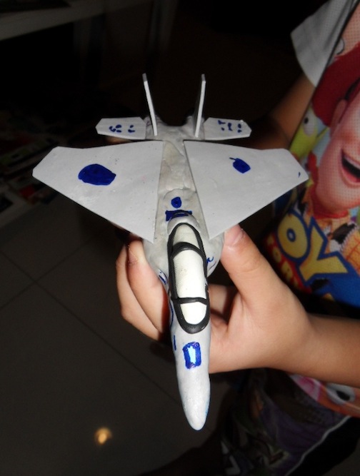 POLYMER CLAY AND CHILDREN CHILDREN AT THE CREATIVE CLAY