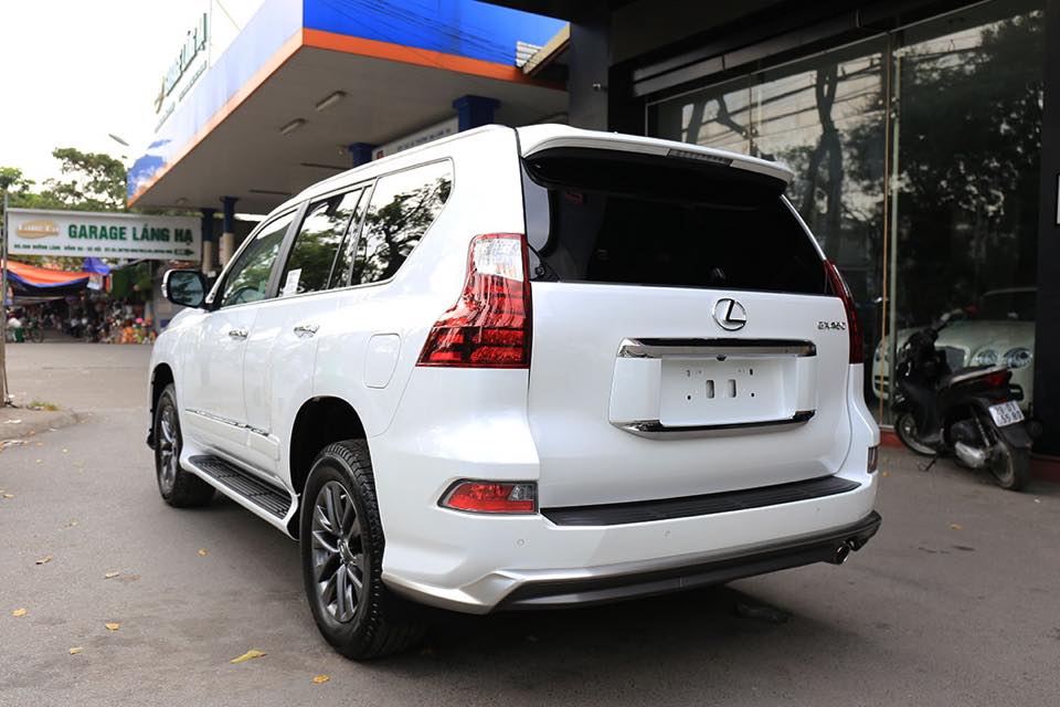 Xe 7 Chỗ Lexus GX 460 Đời Mới Nhất Màu Trắng Nhập Khẩu Nguyên Chiếc Giao Ngay