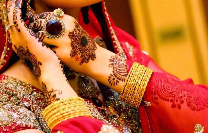 21 Latest and Simple Dulhan Mehndi Designs Images