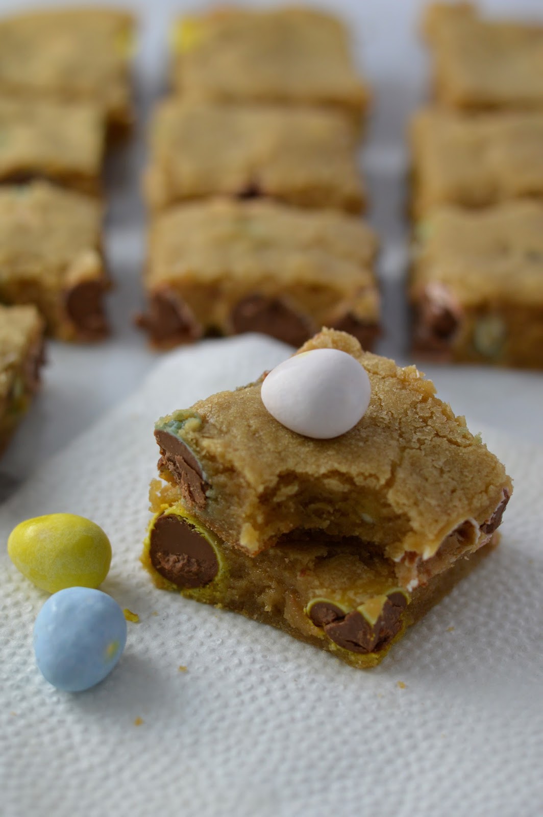Mini Egg Blondies