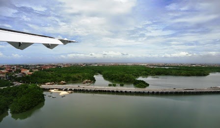 Tinjau Ulang Proyek Storage LNG di Pelabuhan Benoa!