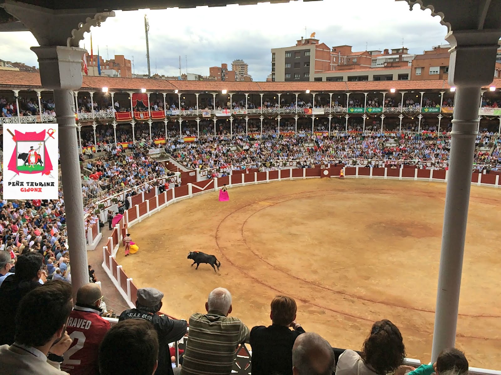 GIJON SI CORRIDAS DE TOROS