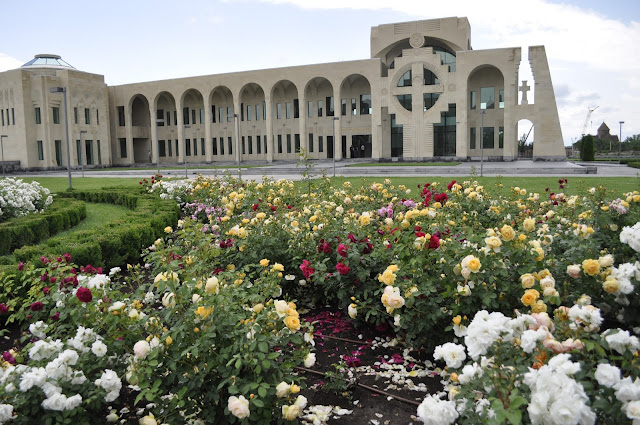 Visiting Armenia and the best sites to see Mother See of Holy Etchmiadzin Visiting Armenia and the best sites to see Mother See of Holy Etchmiadzin