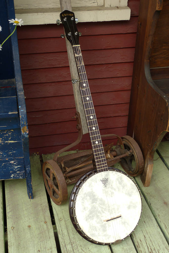 c.1965 Harmony "Chicago" 5String Banjo
