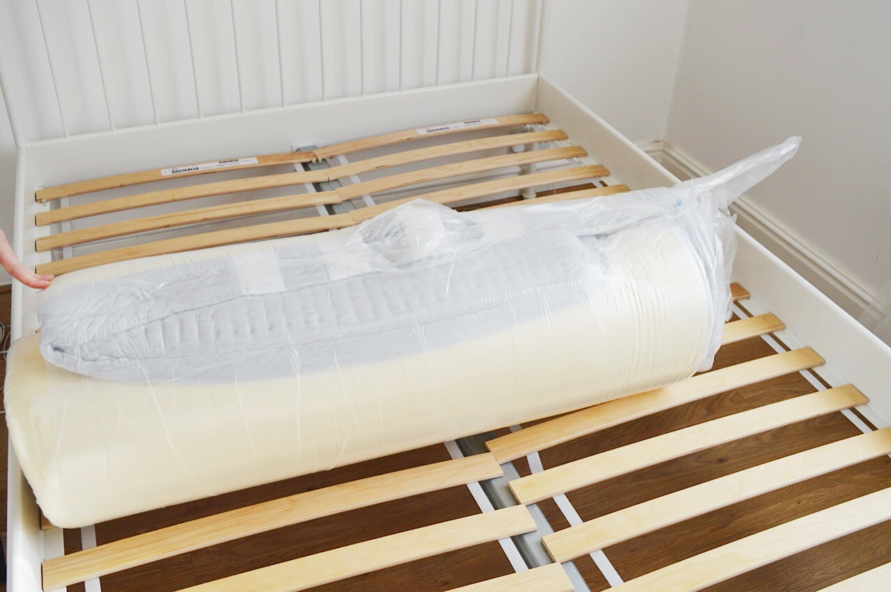 Leesa mattress review by lifestyle blogger FashionFake
