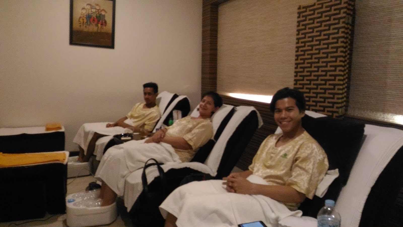 Life is Kulayful Footzone Day Spa in Greenhills