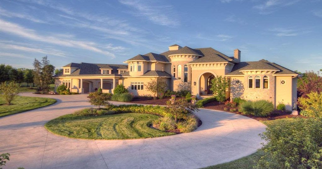 13,000 Square Foot Brick and Stone Mansion In Fort Wayne, IN THE