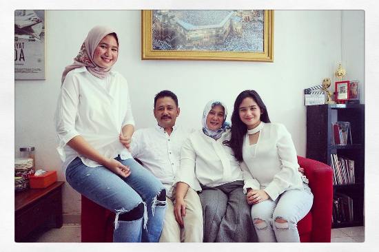 Profil Terlengkap Tissa Biani Azzahra Agama Pendidikan Perjalanan Karier Pacar Atau Kekasih Masa Kecil Dan Keluarga Akun Instagram Hingga Foto Terbarunya Dont Sad