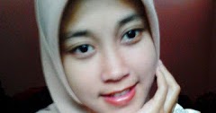 Foto Bugil Cewek SMA Hijab Pamer Toket Dan Memek Tembem - CeritaUnik