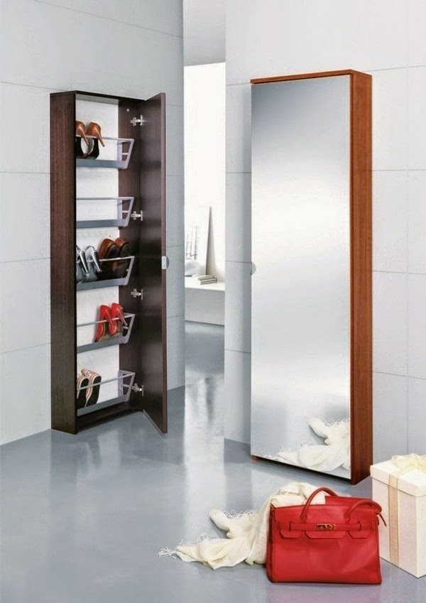 Shoe cabinet with mirror for more shine in the apartment