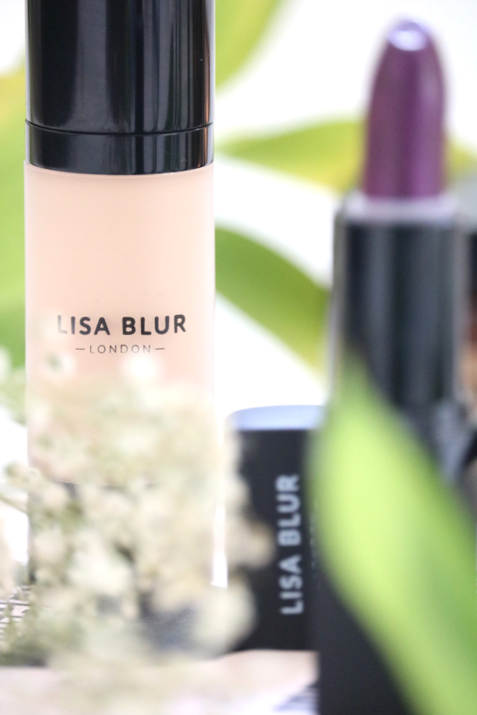 New In: Lisa Blur Cosmetics - www.ofbeautyandnothingness.co.uk