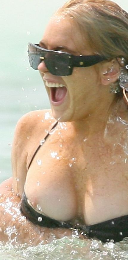 Was Lindsay lohan nipple slip opinion, actual That was Lindsay lohan nipple slip