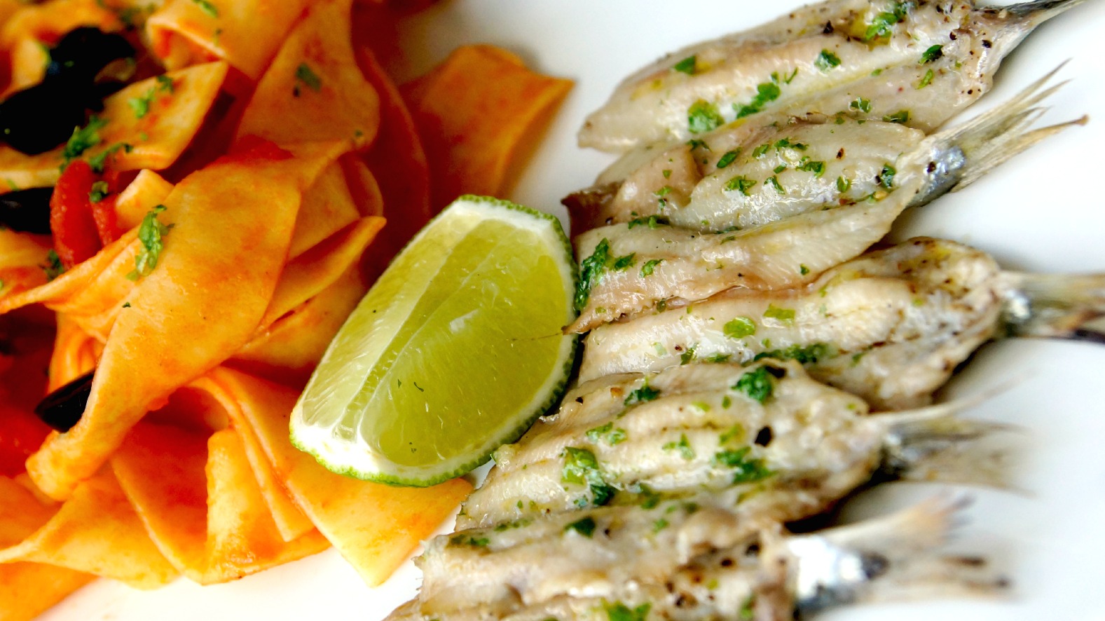 Pitmaster X Grilled Sardines on the Big Green Egg