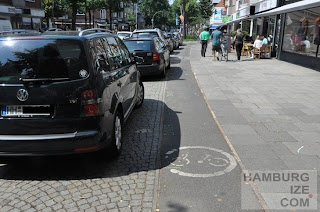 © hamburgize.com / Stefan Warda "Radweg" Osterstraße