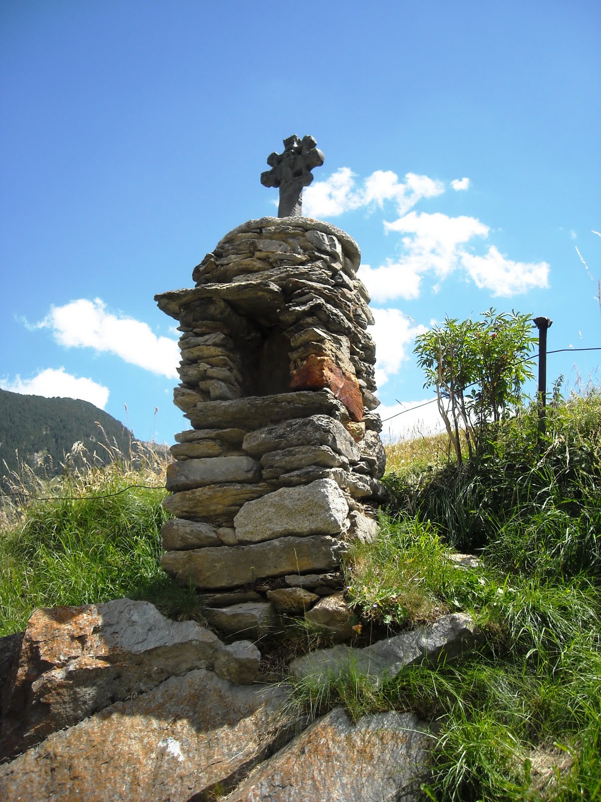 ExplorandoLoAbandonado: La Creu Dels Set Braços (Principat d´Andorra)