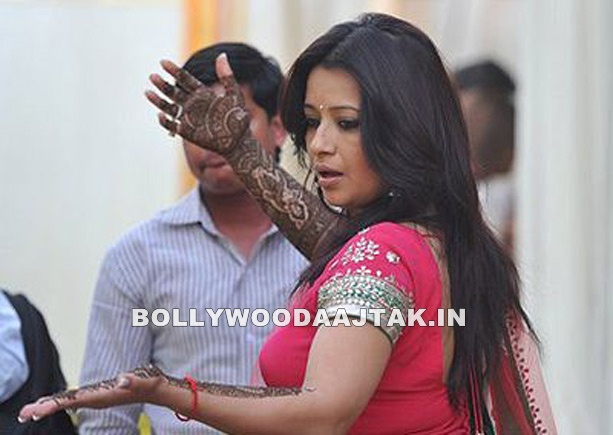 Reema Sen Mehndi1 - Reema Sen Wedding Pics