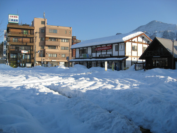 大雪後の西武秩父駅