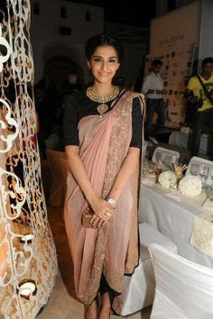 sonam kapoor saree dhoti anamika blouse khanna week sarees pink pants indian bollywood guest designs nude couture delhi outfit sari