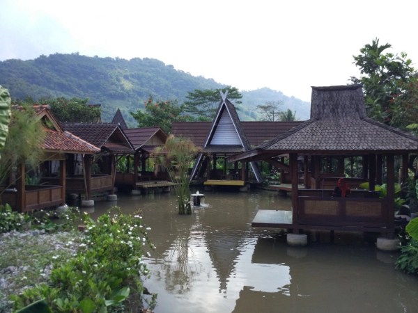 7 Popular Restaurant In Garut City, That Will Satisfy Your Appetite 7 Popular Restaurant In Garut City, That Will Satisfy Your Appetite