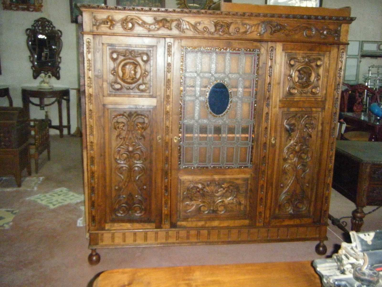 BARNIZADOS LACADOS RESTAURACIÓN Muebles restaurados