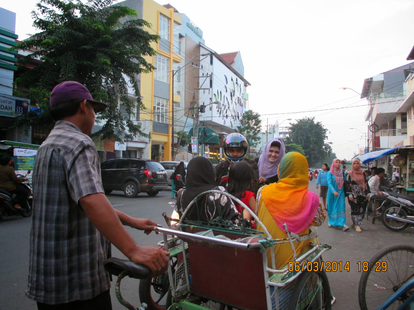 Bercuti di Surabaya, Jawa Timur Indonesia Mac 2014 Day 2 Wanzul