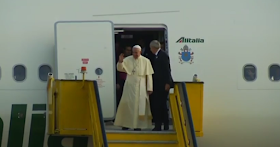 Photos: Pope Francis Arrives Uganda