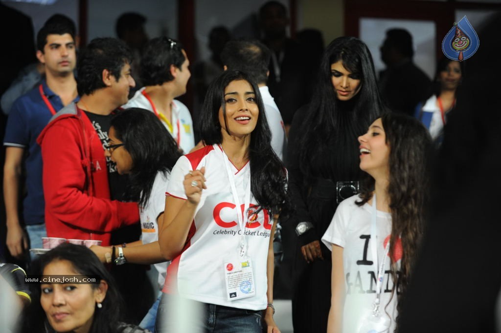  CCL 2 Opening Ceremony - Hot Bollywood Babes