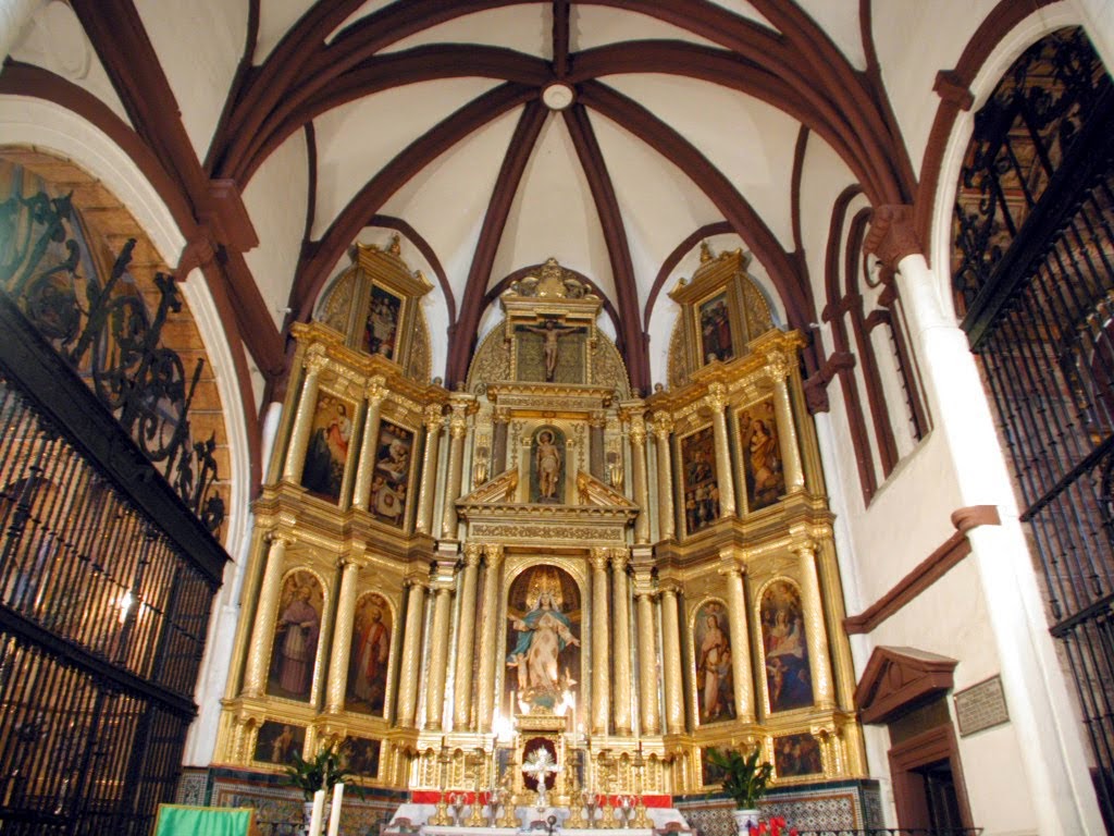 Altar mayor iglesia Santa María