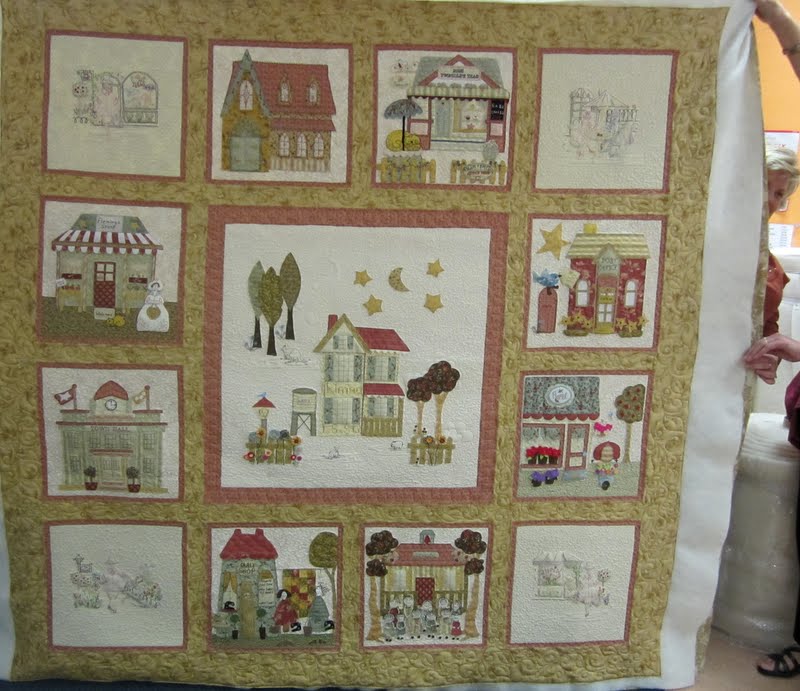 Time to Stitch My town, a beautiful quilt and parties