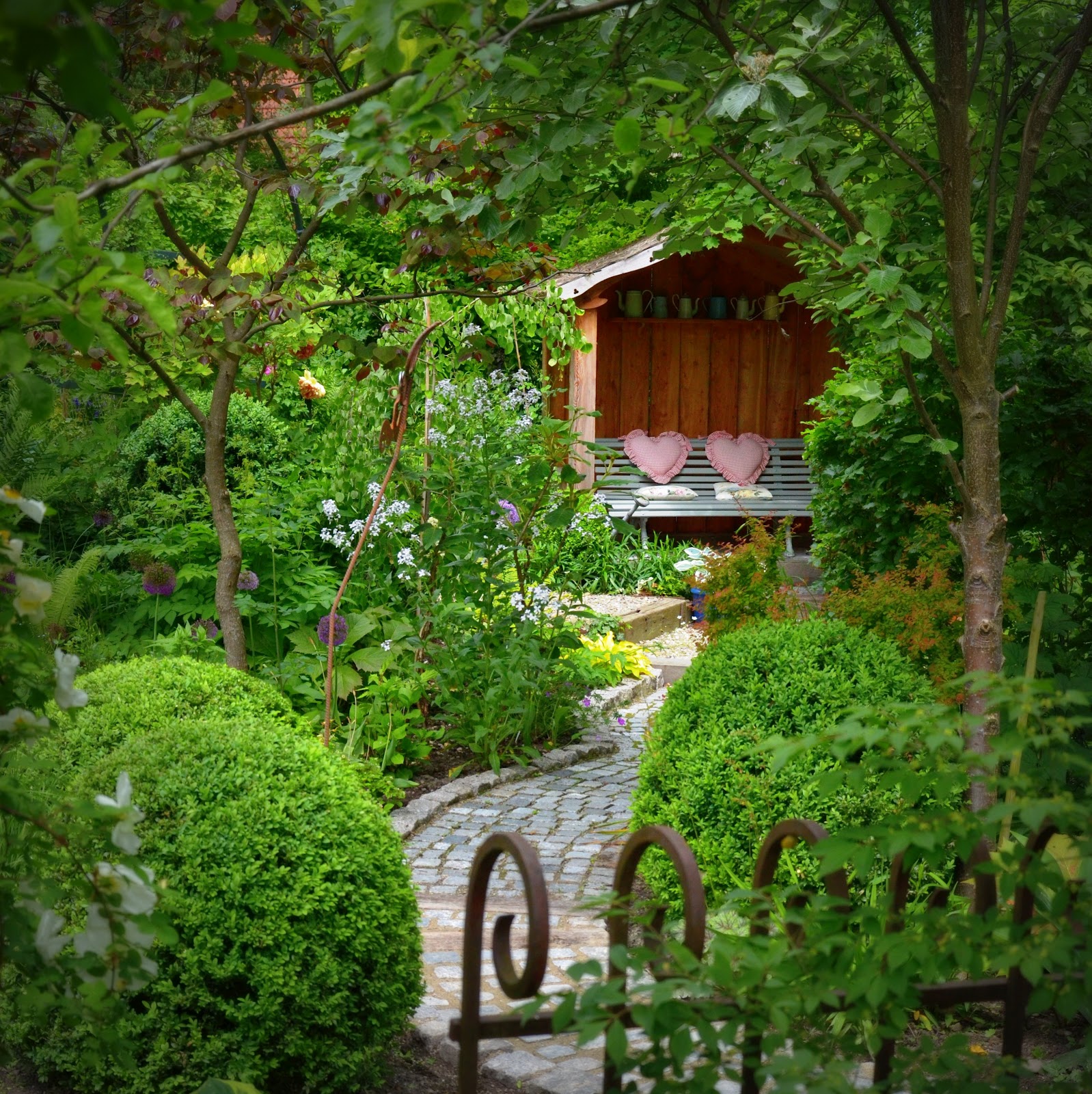 Ambiance-Jardin: En ce moment....