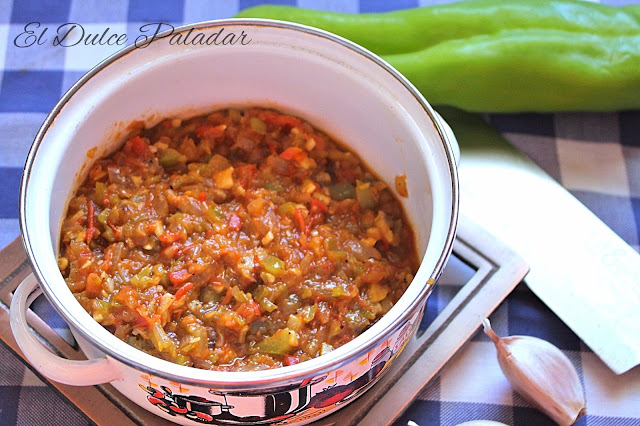 Sofrito mediterráneo (Trucos y consejos para cortar las verduras)