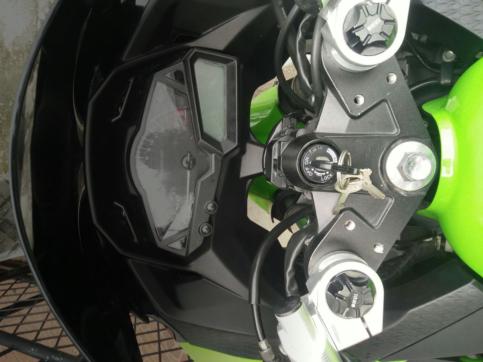 Тормозная система Kawasaki Ninja 300