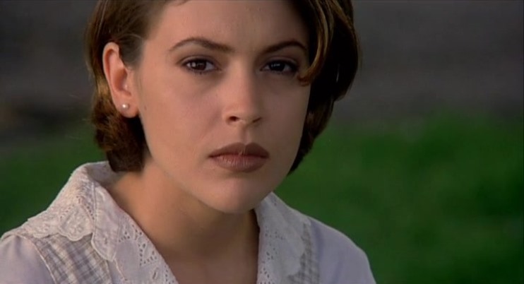 Films Et Séries Tv Avec Alyssa Milano Movie and TV Cast Screencaps: Alyssa Milano as Charlotte / Embrace Of