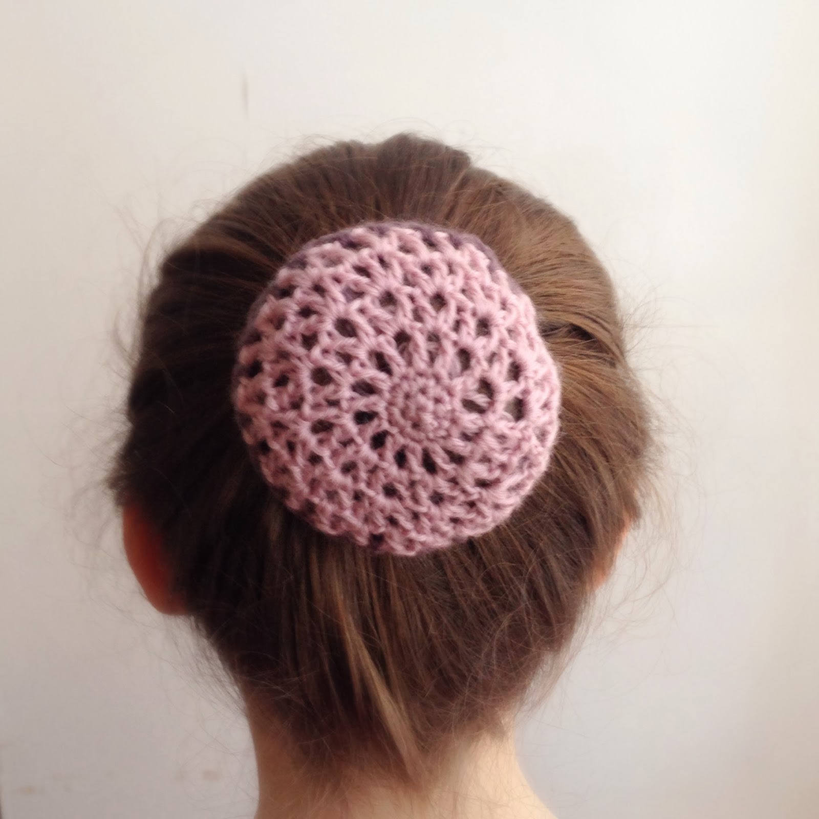 L'Anglaise Crochet bun cover