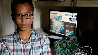 Muslim boy arrested over clock invited to White House 