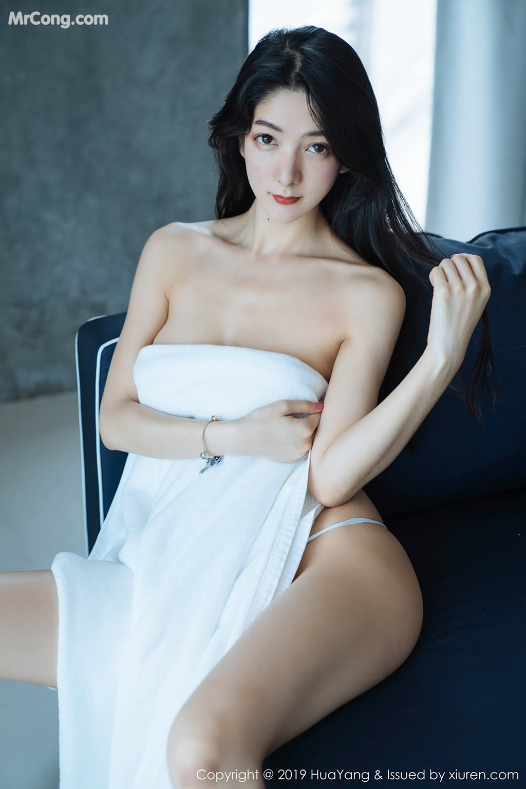 HuaYang 2019-01-14 Vol.108: Model Xiao Reba (Angela 喜欢 猫) (42 photos) photo 1-3