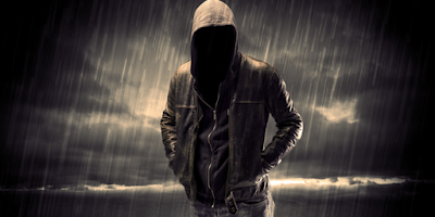 Survivre au Chaos: Comment devenir invisible quand tout va mal