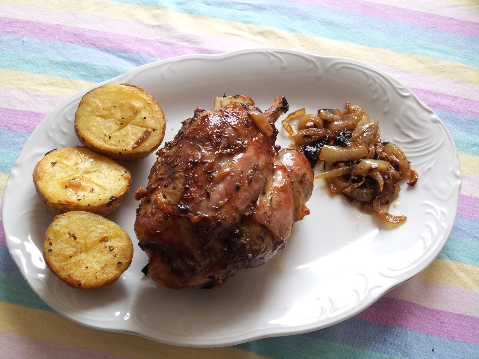 Portfolio Cocina: Codillo al Horno + Patatas Asadas