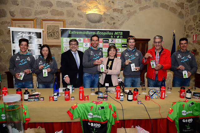 Se presentó en sociedad el Extremadura-Ecopilas en el Parador de Plasencia 